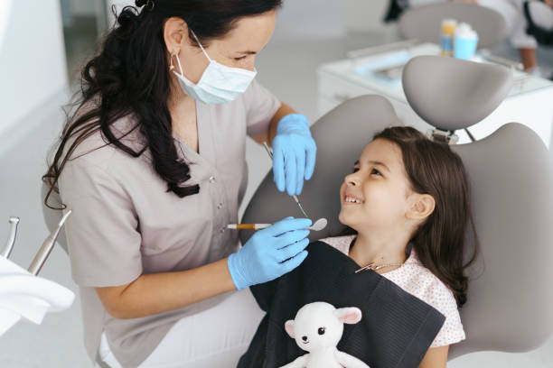Best Dentist Open Late Near Me  in Masury, OH